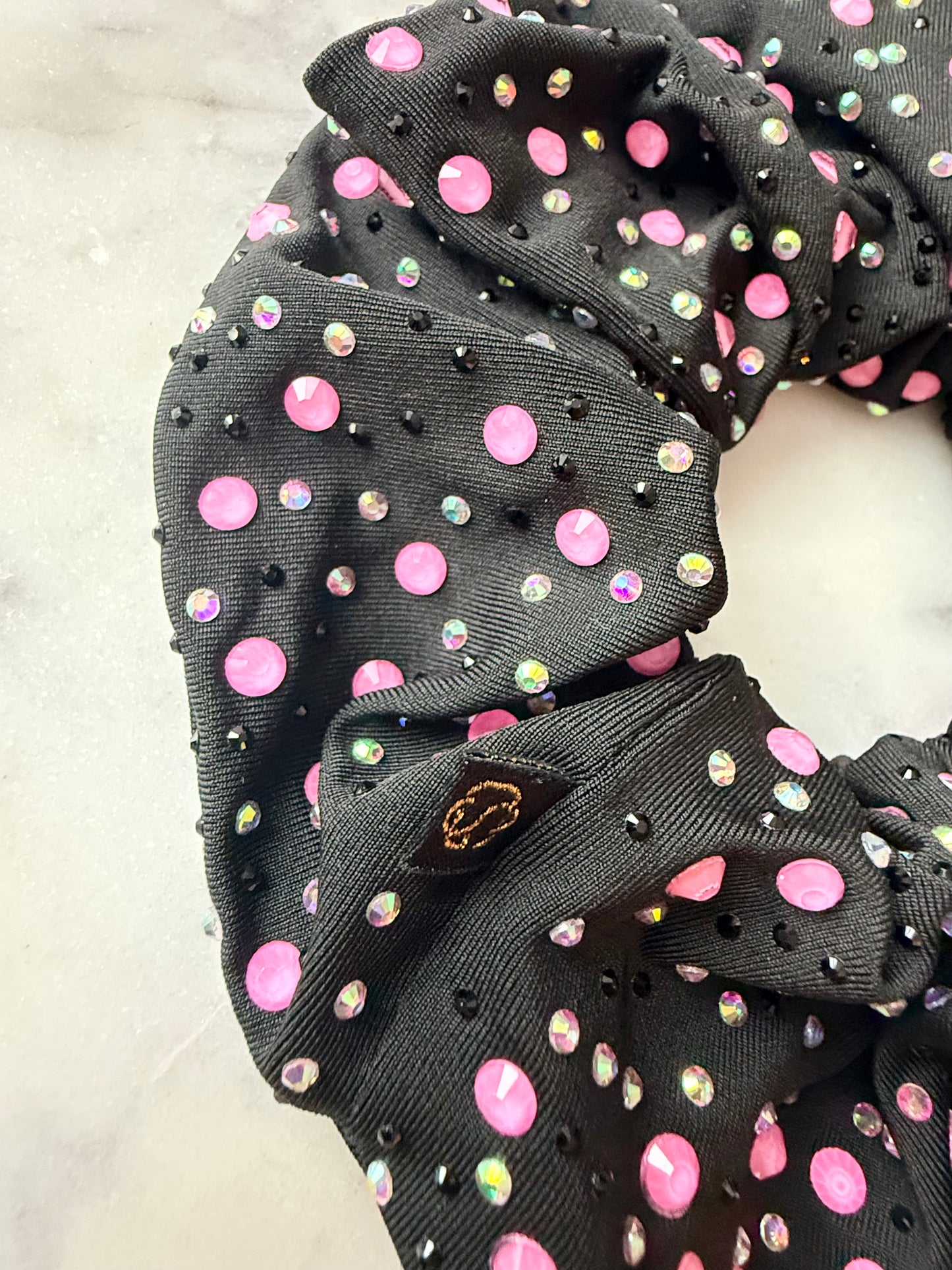 Payslee. | Hot Pink sparkly rhinestone AB crystal rhinestone black rhinestone scrunchie