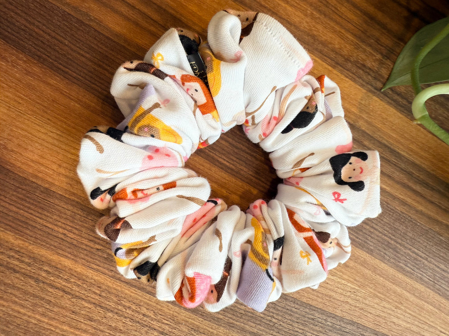 Jasmine | Ballerina Scrunchie