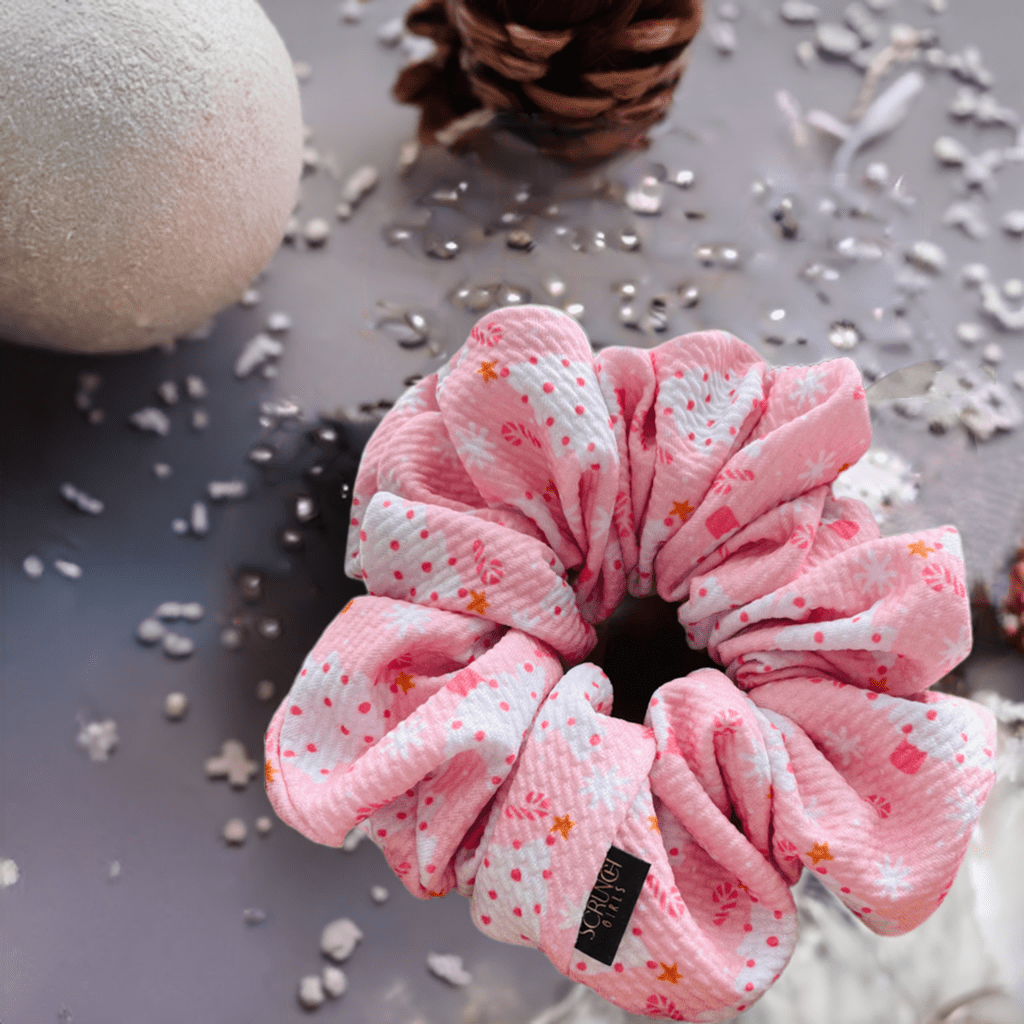 Aislynn | Christmas Scrunchie.